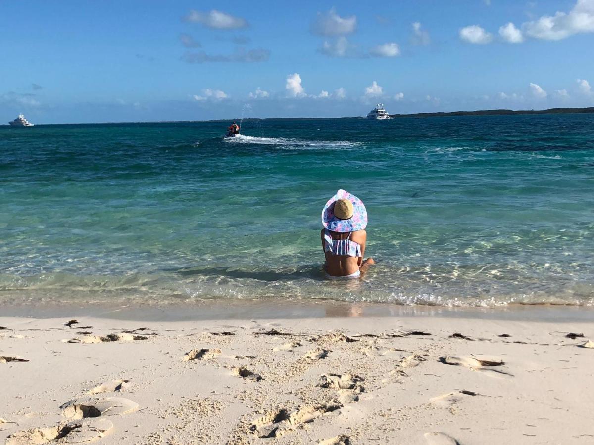 Turtles Nest Bahamas Apartamento George Town Exterior foto